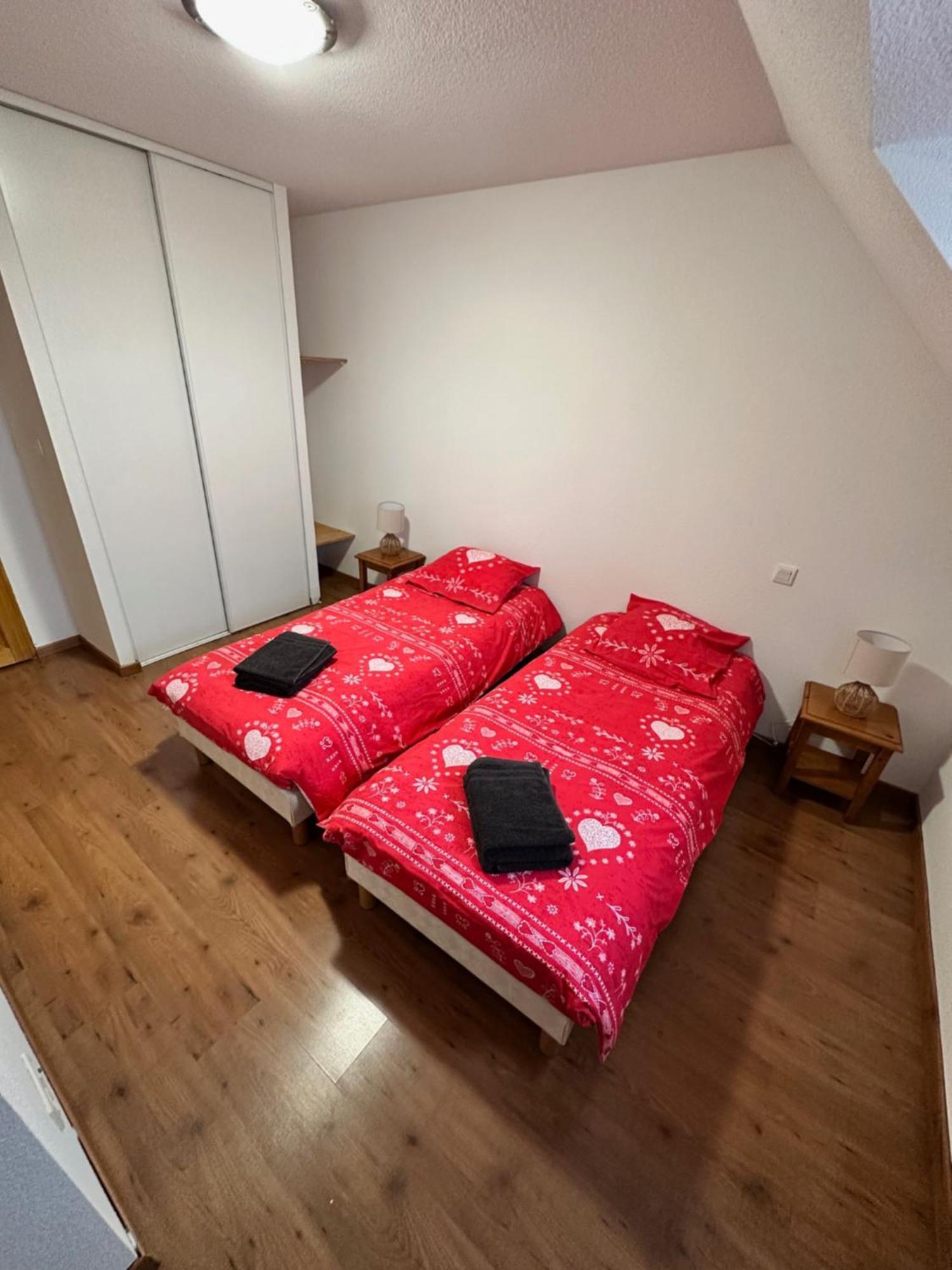 Grand Appartement Peyra'Good Tout Equipe Linge De Lit Et De Toilette Inclus - 8 Couchages - Station Peyragudes - Vue Montagne - 2 Balcons-Terrasses Germ ภายนอก รูปภาพ